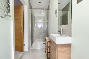 Photo 21- click for photo gallery